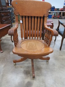 Oak Swivel Office Chair