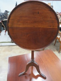 Wood Tilt-top Candle Stand