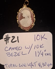 10K Cameo Pendant