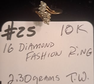 10K 16-Diamond Fashion Ring