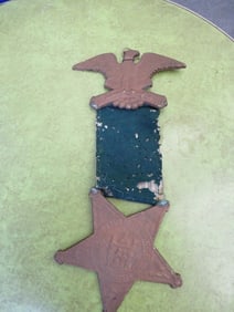 Extremely RARE GAR Wall Plaque