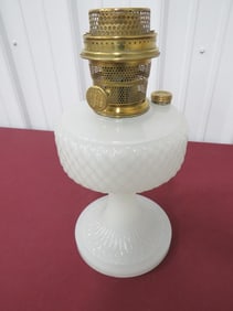 Aladdin Diamond Quilt B-35 Kerosene Lamp