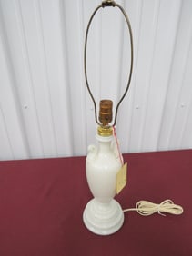 Aladdin G-282 White Table Lamp
