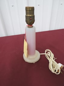 Aladdin Mantle Lamp Co. Vintage Opal Glass Lamp