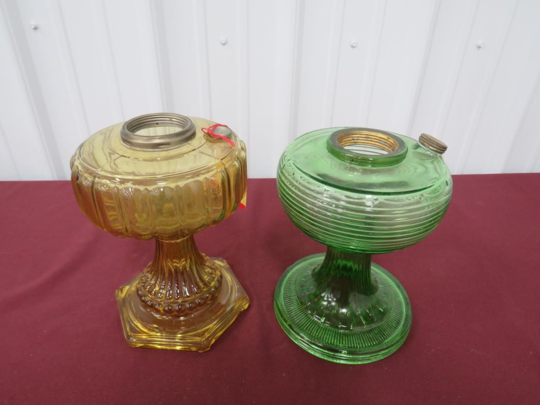 Aladdin (2) Corinthian Oil Lamps (1 of 5)