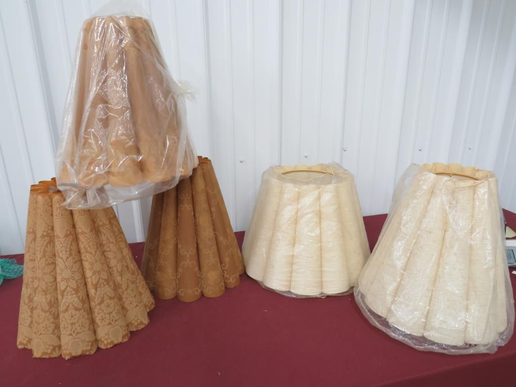 Group of (5) Aladdin Shades: (5pc)