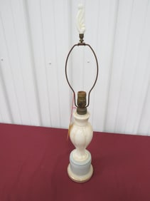 Aladdin Alacite Table Lamp W/Finial