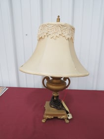 Vintage Brass Table Lamp W/Shade