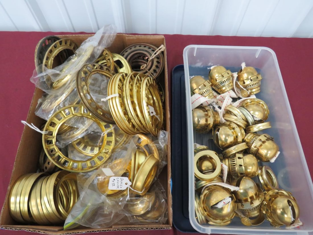 12-Brass Plated Burners + Deluxe Collars + 4-Globe: 4" Shade Holders, 12 Burners, 4 Shade Holders, 16 Pcs