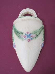 Roseville La Rose 9" Wall Pocket