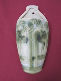 Roseville Vista 10" Wall Pocket