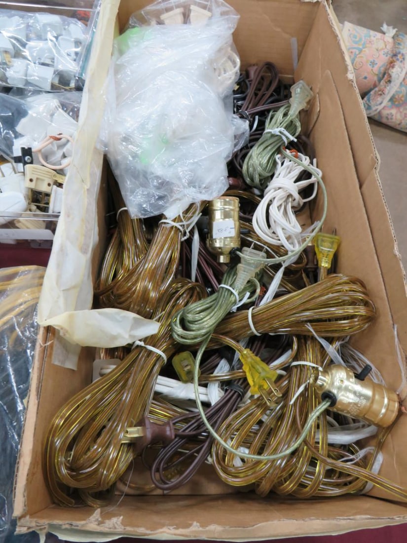 Lrg. Assorted Of Electric Lamp Plugs/Cords: A fantastic addition to anyone's collction.