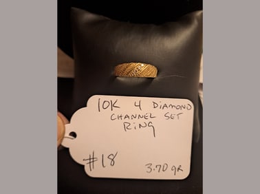 10K 4-Diamond Ring