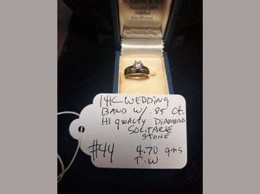 14K .85ct Solitaire Wedding Band