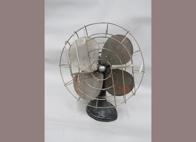 Early Hunter Oscillating Fan