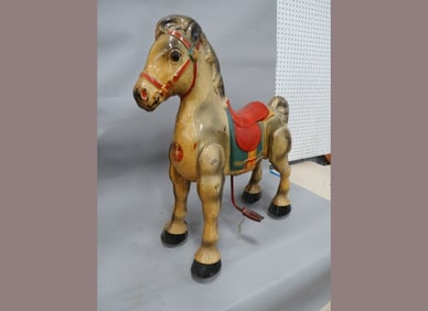 Mobo Metal Riding Horse