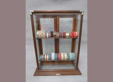 Oak Ribbon Cabinet With 2 Glass Doors