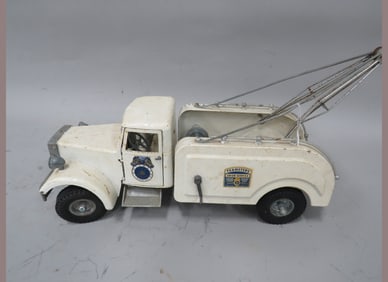 Smith Miller Toy Tow Truck