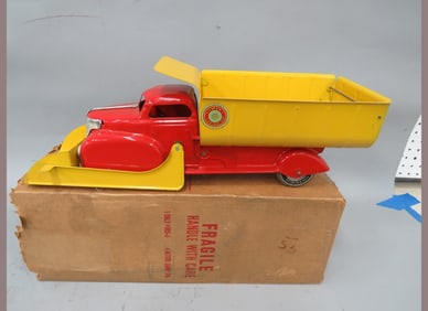 Louis Marx Scoop Dump Truck w/ box