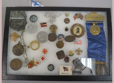 Group Of Misc Military Badges-Tokens-Buttons