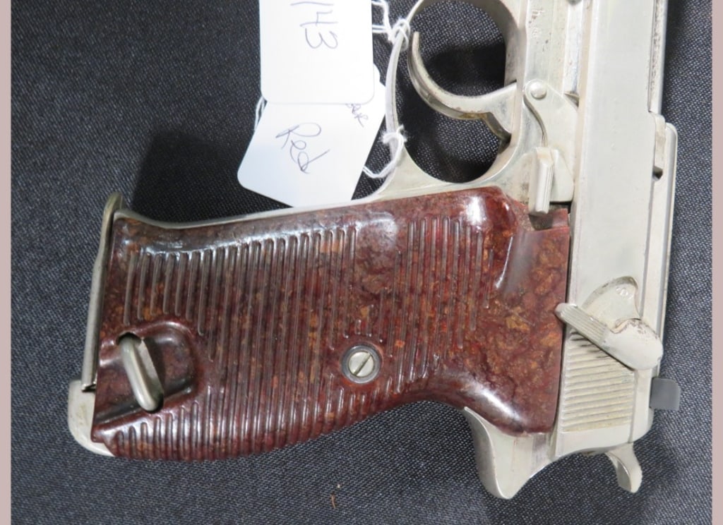 P38 Luger - 4