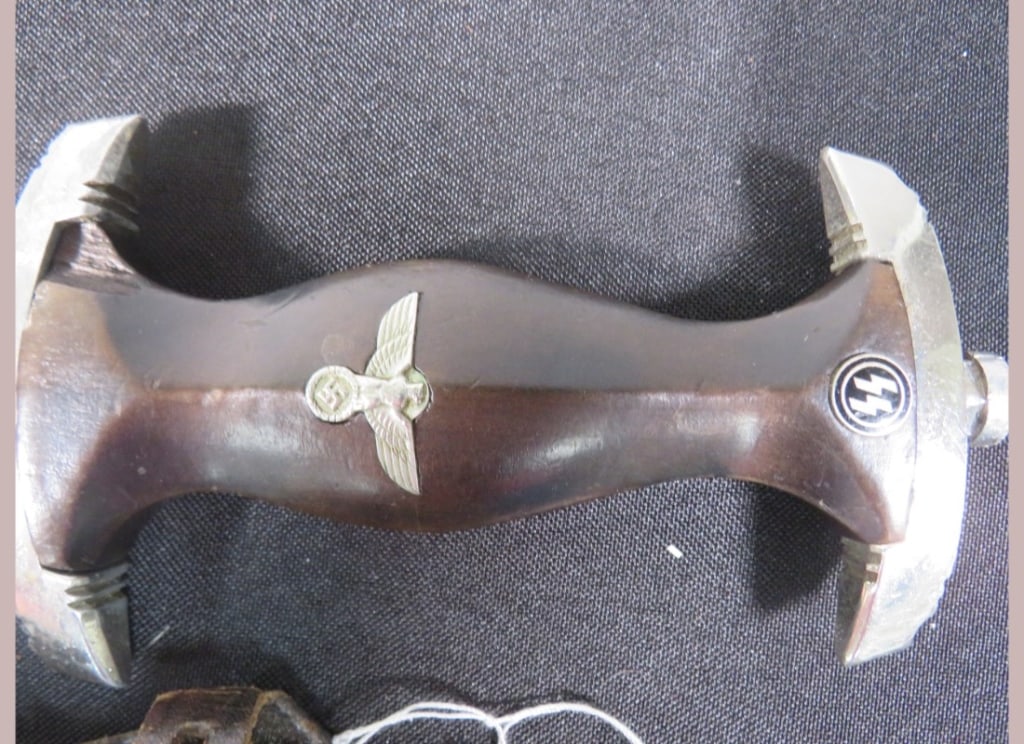 S.S. Unmarked 3rd Reich Dagger - 2