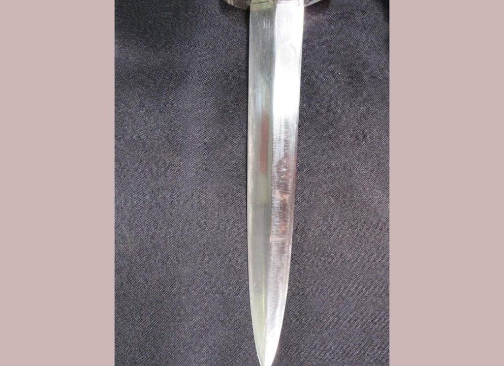 S.S. Unmarked 3rd Reich Dagger - 4