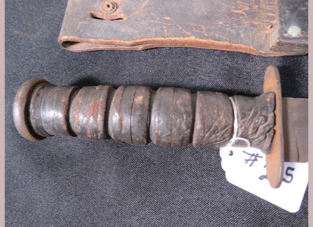 WWII Fighting Knife - 3