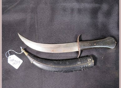 Wood-handled Curved Knife