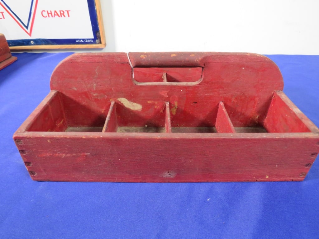 Early Red Cutlery Tray - 3