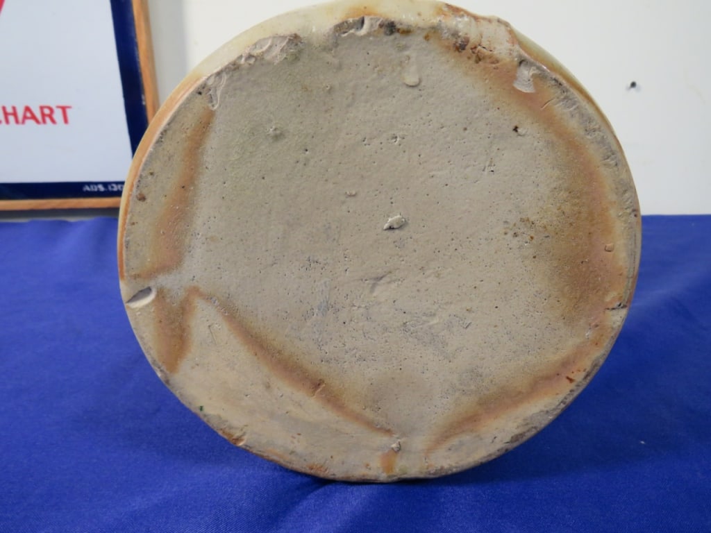 Decorated Northeastern US Jar - 9