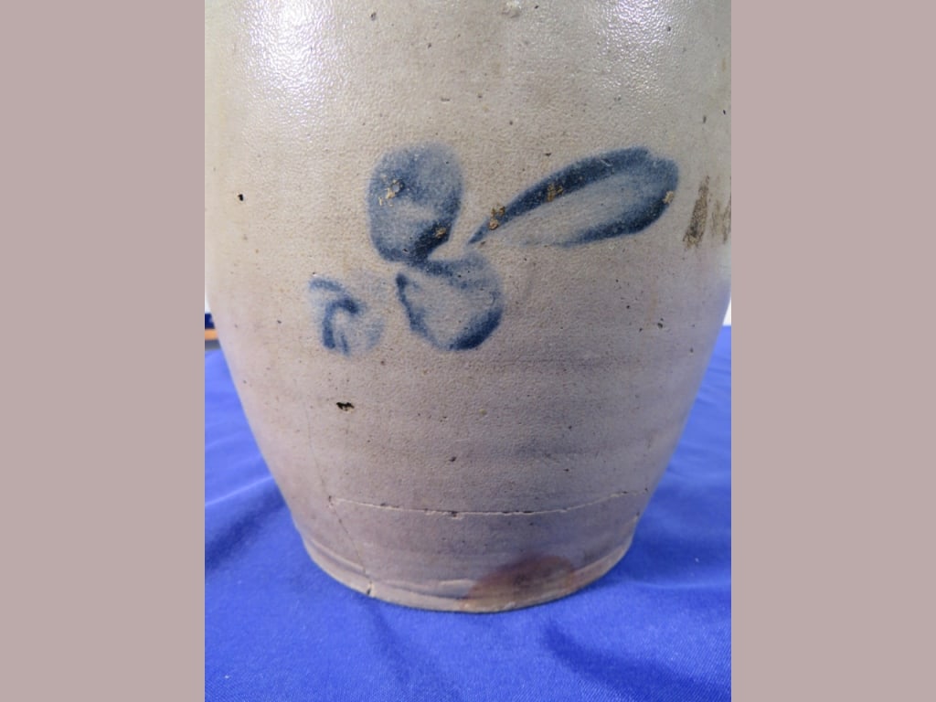 Baltimore Decorated Stoneware Jar - 4