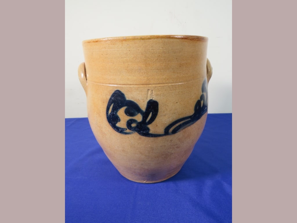 1.5 gal. Blue Decorated Jar: nice condition hairline top-right