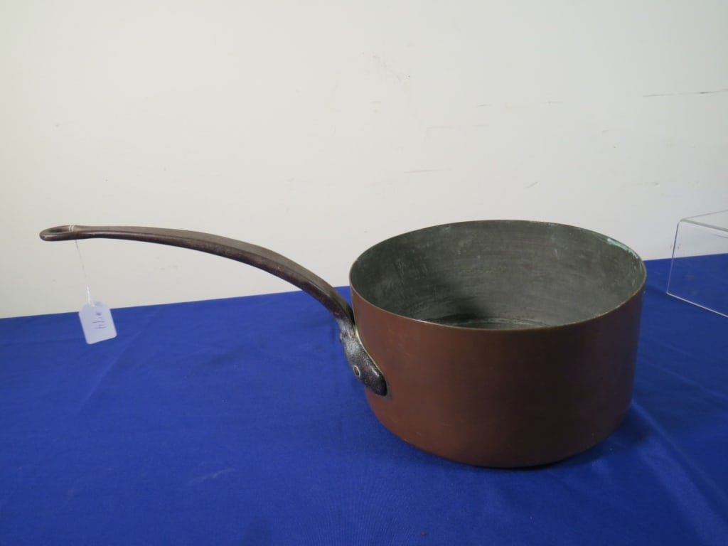 French Early 20th Century Copper Saucepan (1 of 7)