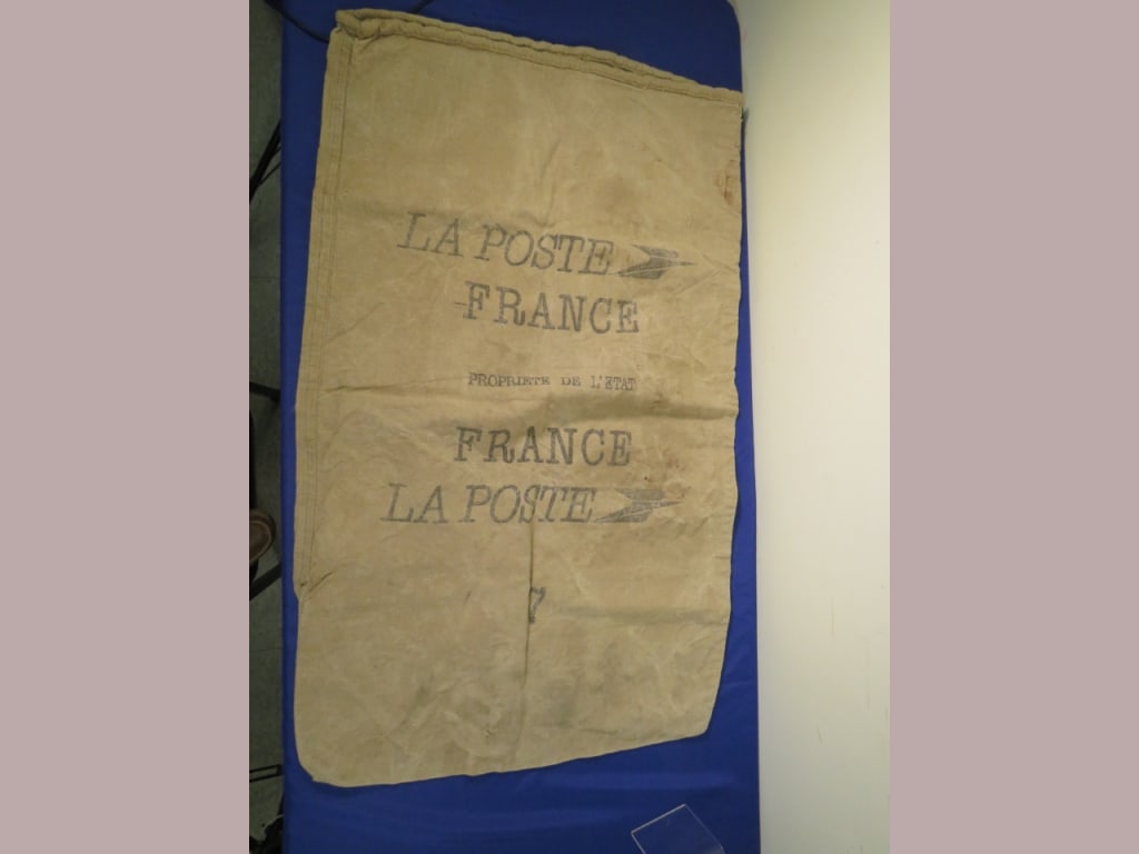 Burlap La Poste French Mailbag - 5