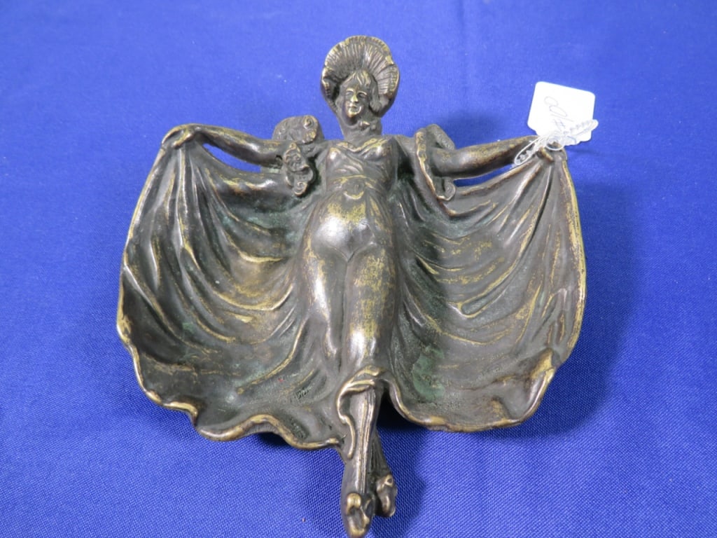 French 1930's Brass Art Nouveau Dish: Empty Pocket design