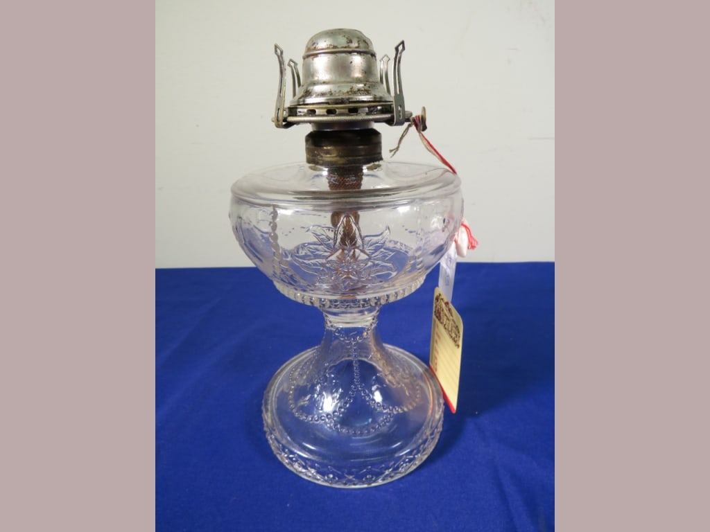 Greentown Glass Kerosene Lamp (1 of 4)