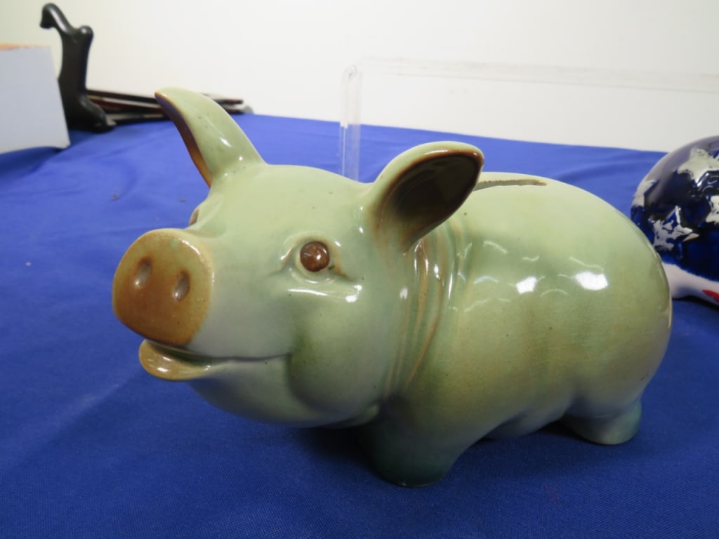 4-Pig Banks - 7