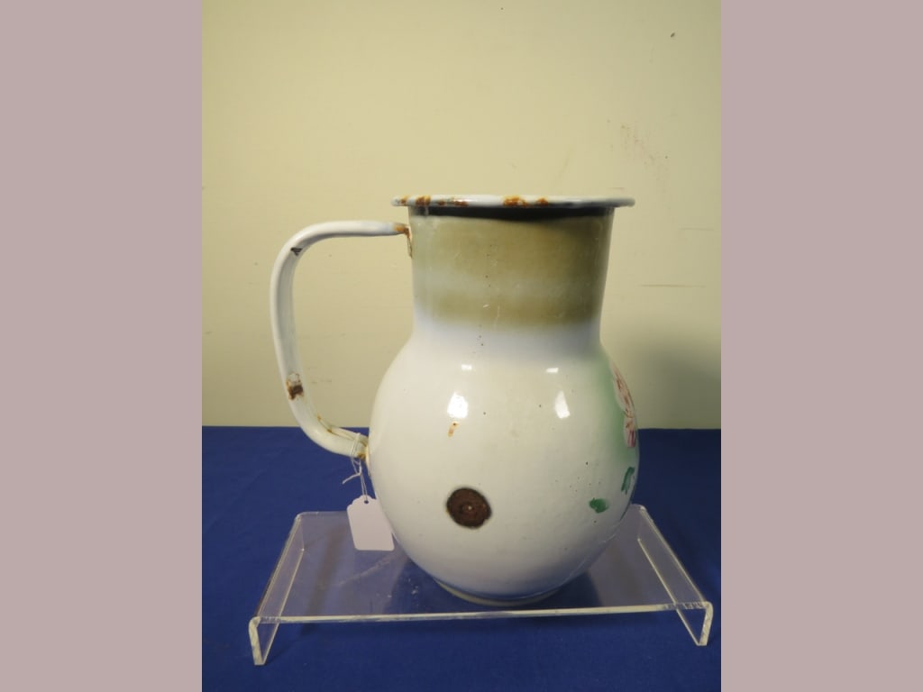 Graniteware Pitcher w/ Flower d?cor - 2