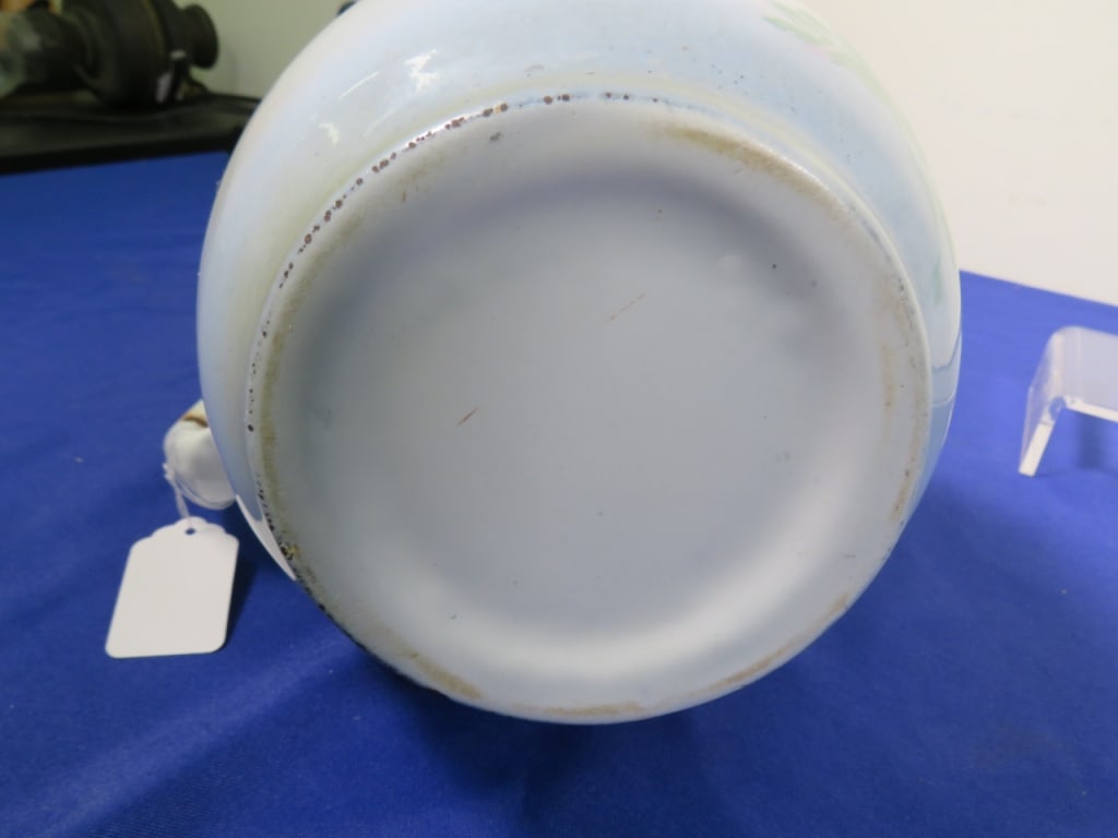 Graniteware Pitcher w/ Flower d?cor - 6