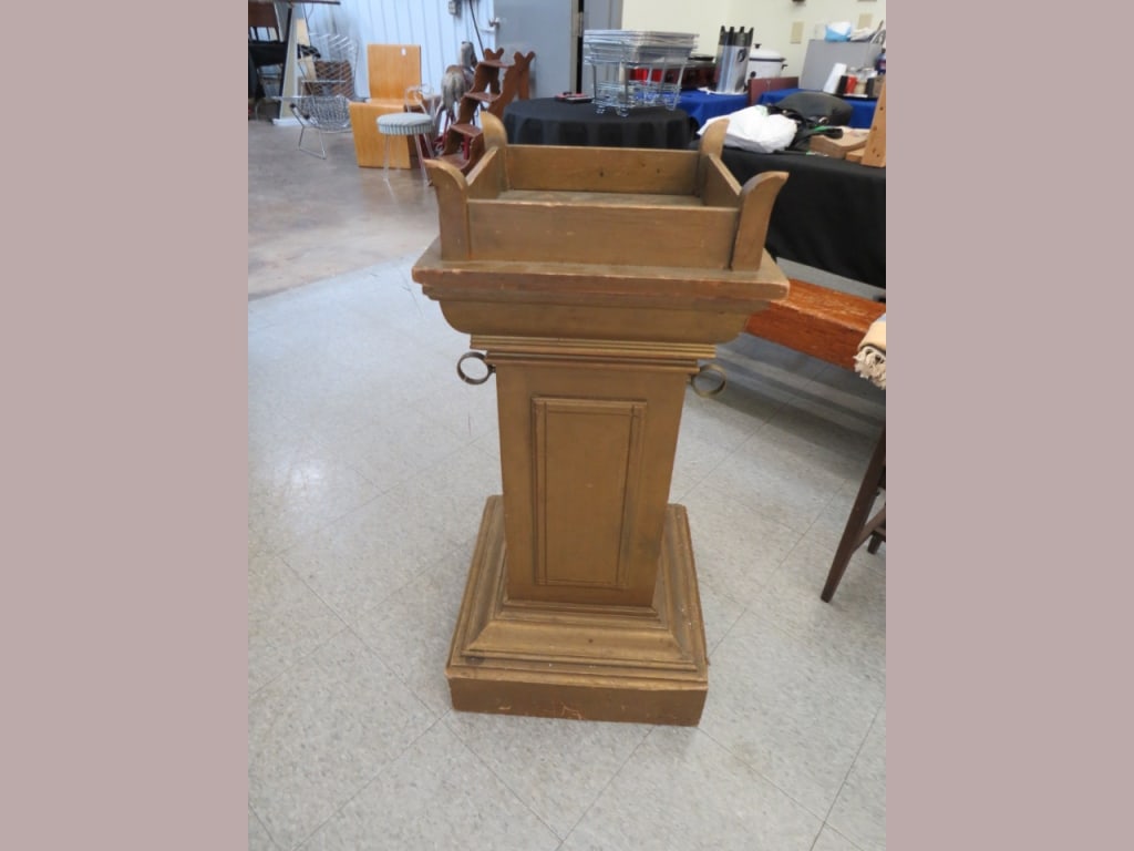 Oddfellows Wood Ark Carrier: 38 x 18 Painted- Gold