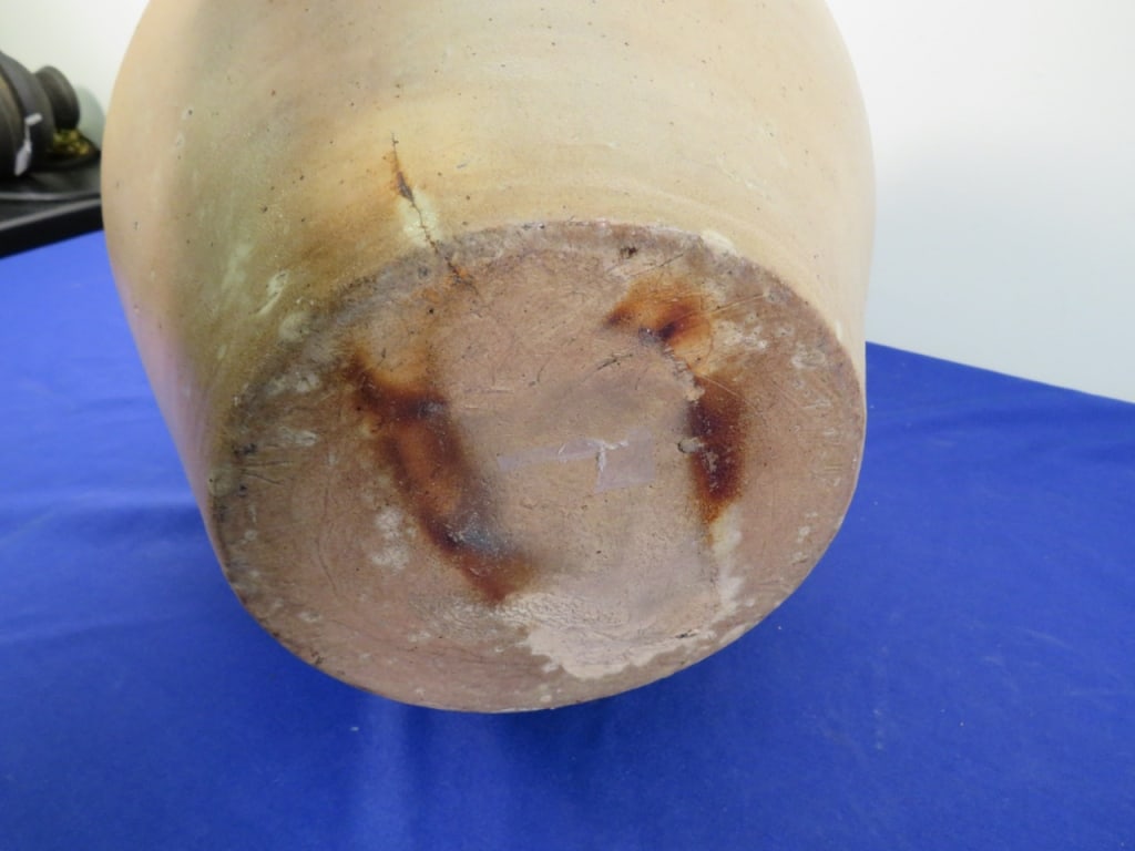 Ovoid Northeastern Stoneware Jug - 8