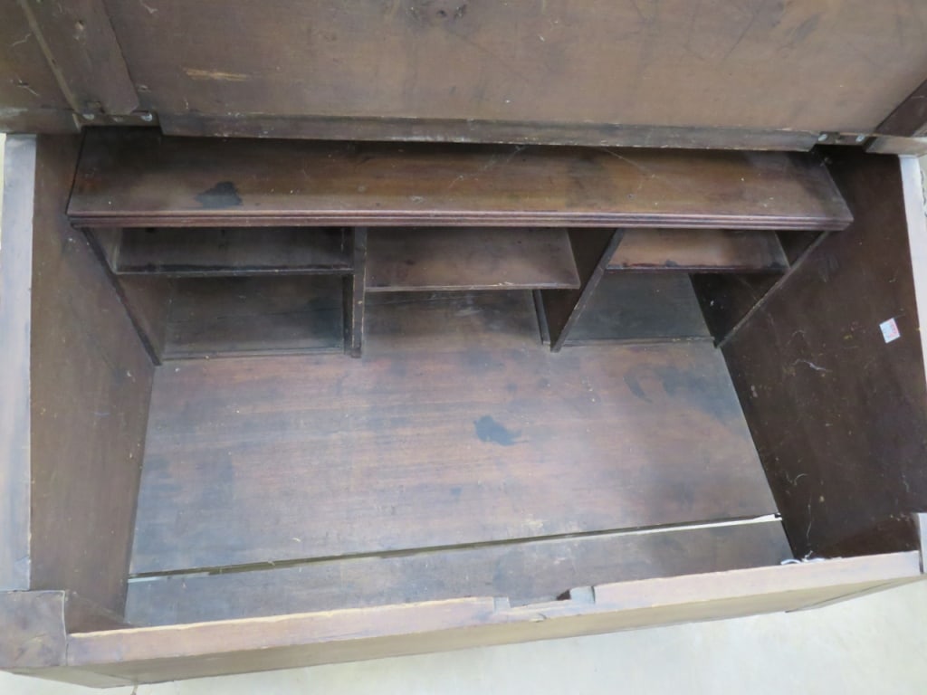 Country Store Desk - 4