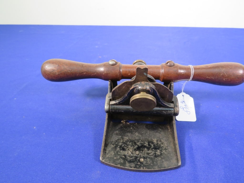 Model 12 Stanley Veneer Plane (1 of 5)
