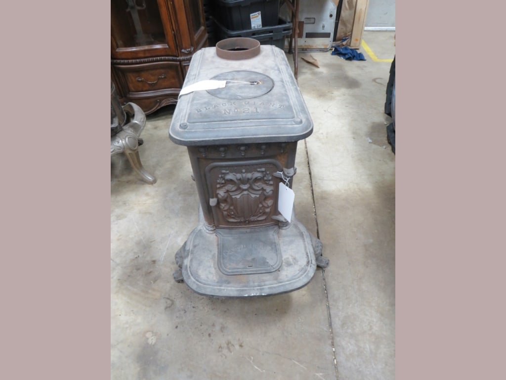 Black Giant # 21 CI Stove (1 of 5)