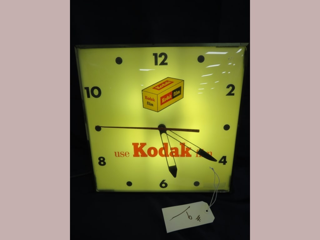 Kodak Film Advertising Clock: 16 x 16 x 4 Working