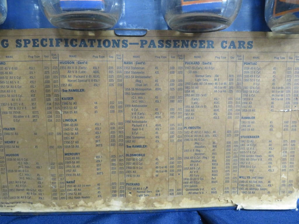 AC Hot Tip Spark Plug Display Rack - 6