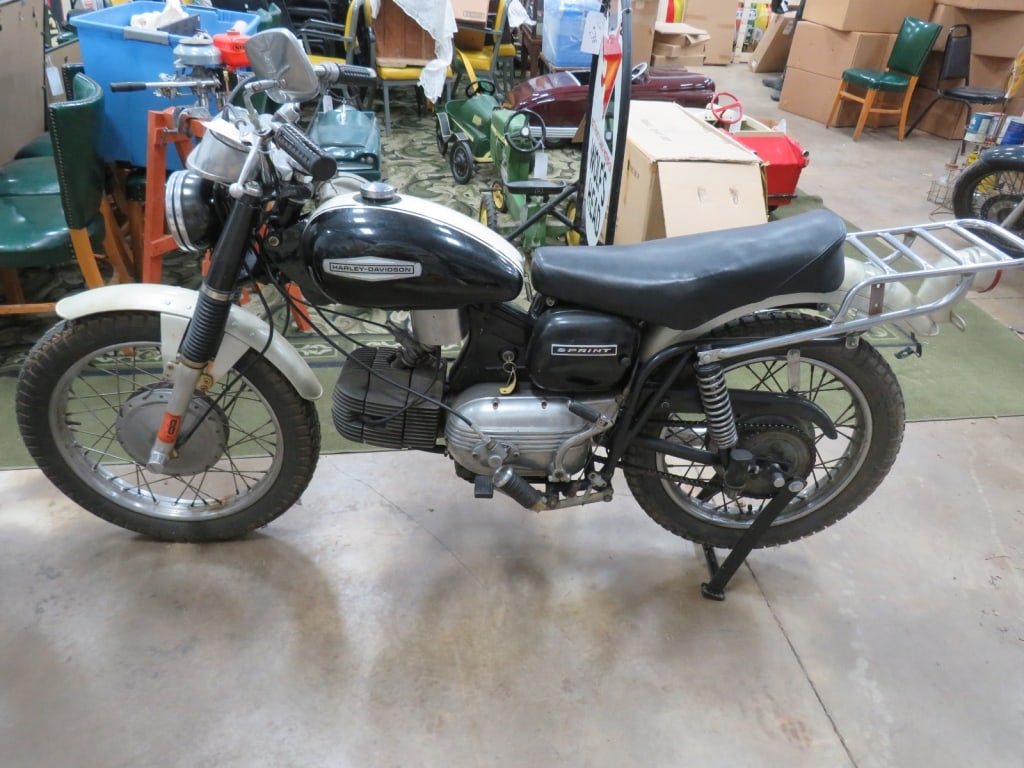 Harley Davidson Sprint Motorcycle: 11,771 miles