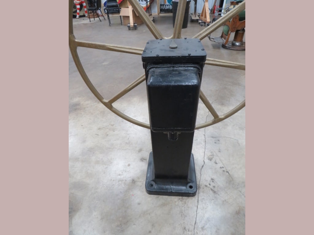 Sperry Mechnical Steering Wheel - 4