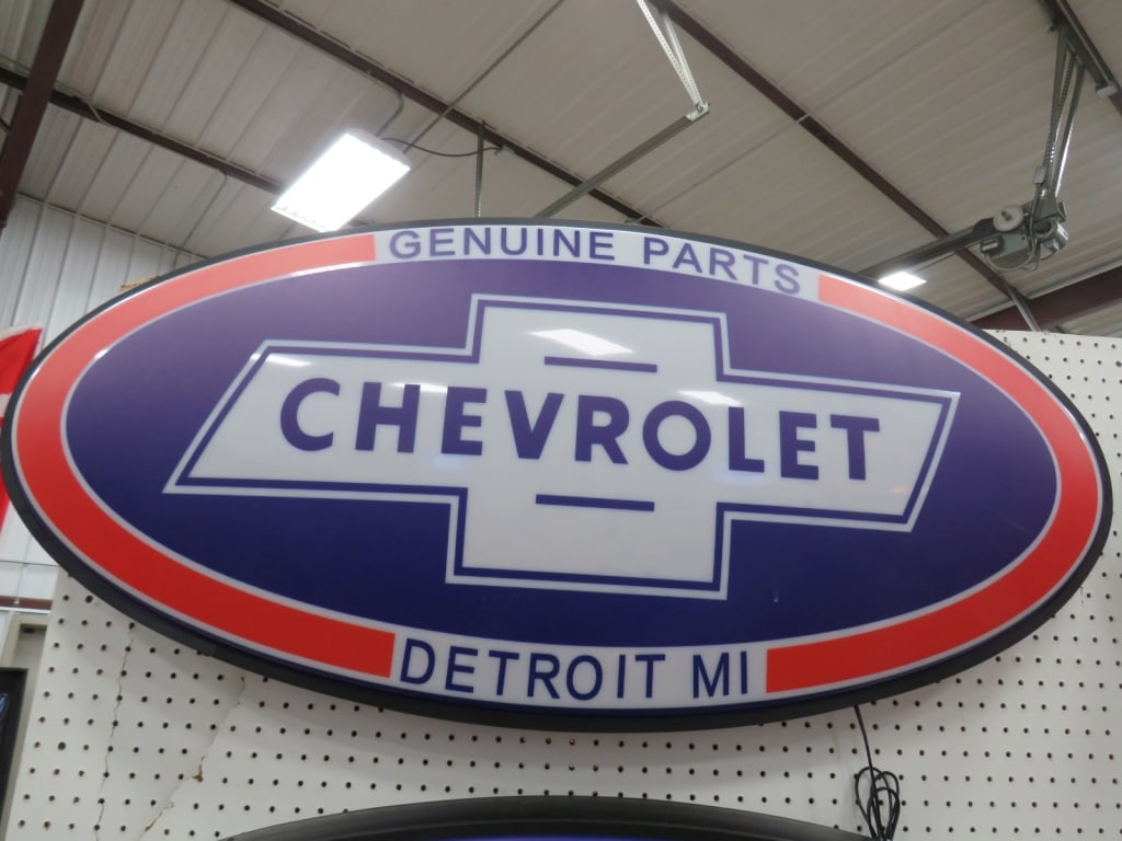 Chevrolet LED Dealer Sign: 22 x 48 x 5 Contemporary